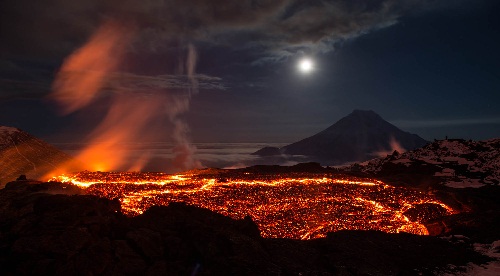 Фото лавы вулкана